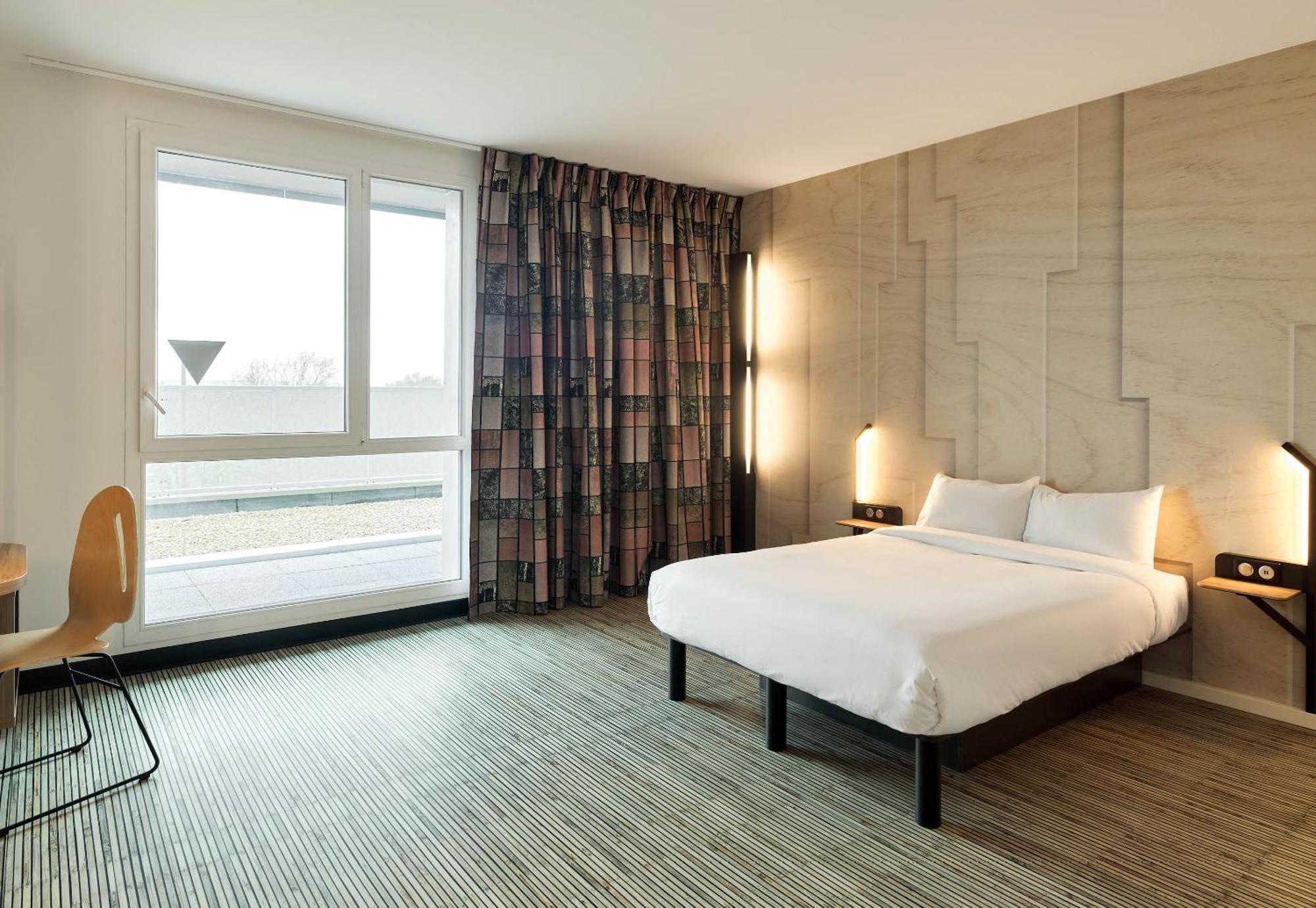 B&B Hotel Versailles Rocquencourt Екстериор снимка